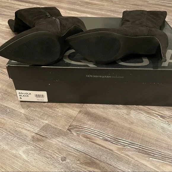 Aqua Women's Black Suede Lola Knee High Pointed Toe Side Zip High-Heel Boots NWT - Picture 4 of 4